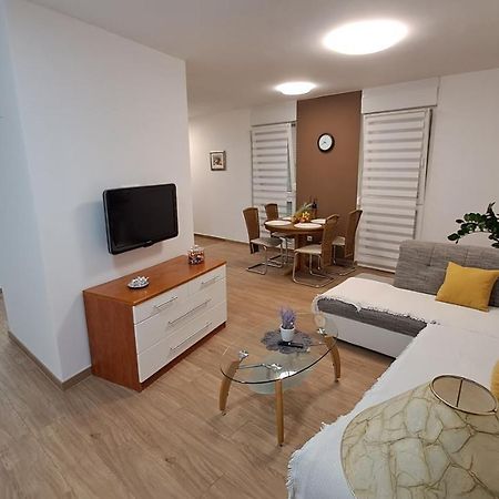 Greenline Pula Apartment Экстерьер фото